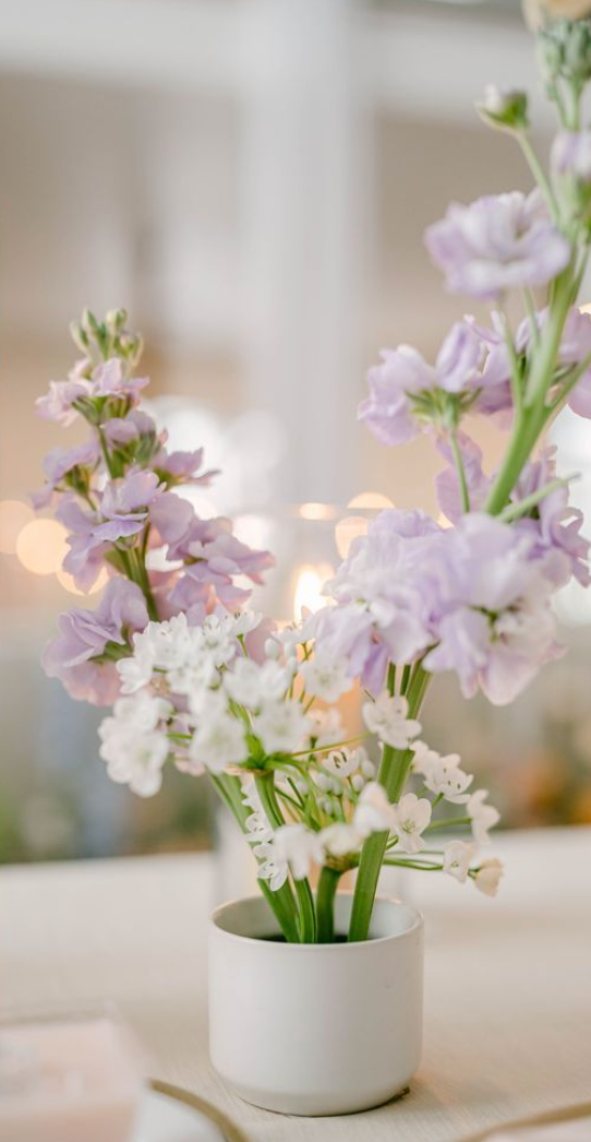 Cocktail table arrangements