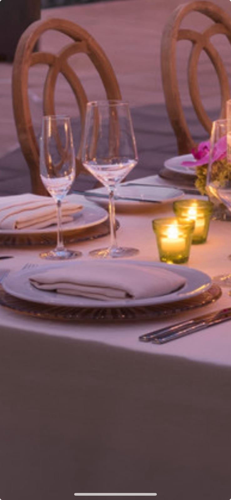 Dinnerware & Silverware