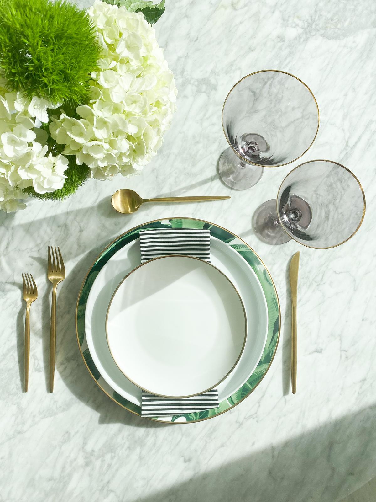 Dinnerware For 8p (Charger Plate, Dinner Plate & Salad Plate)