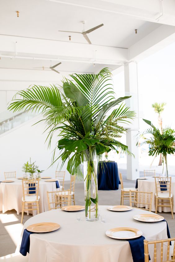 Elegant Leaf Centerpiece