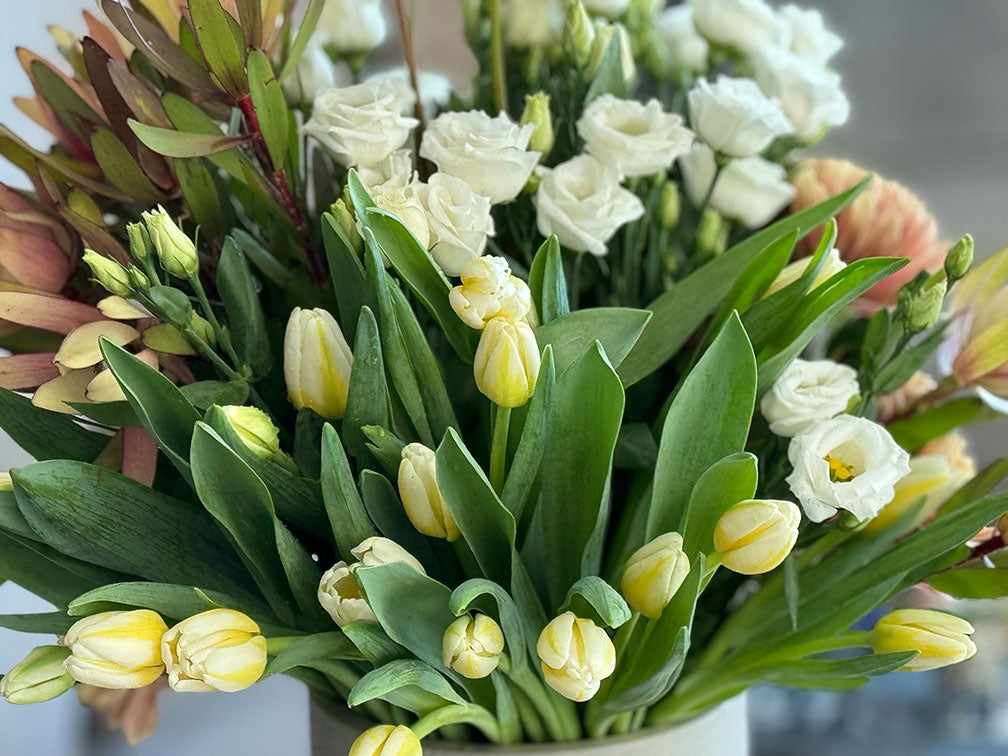 Classic & Tropical Flower Arrangement