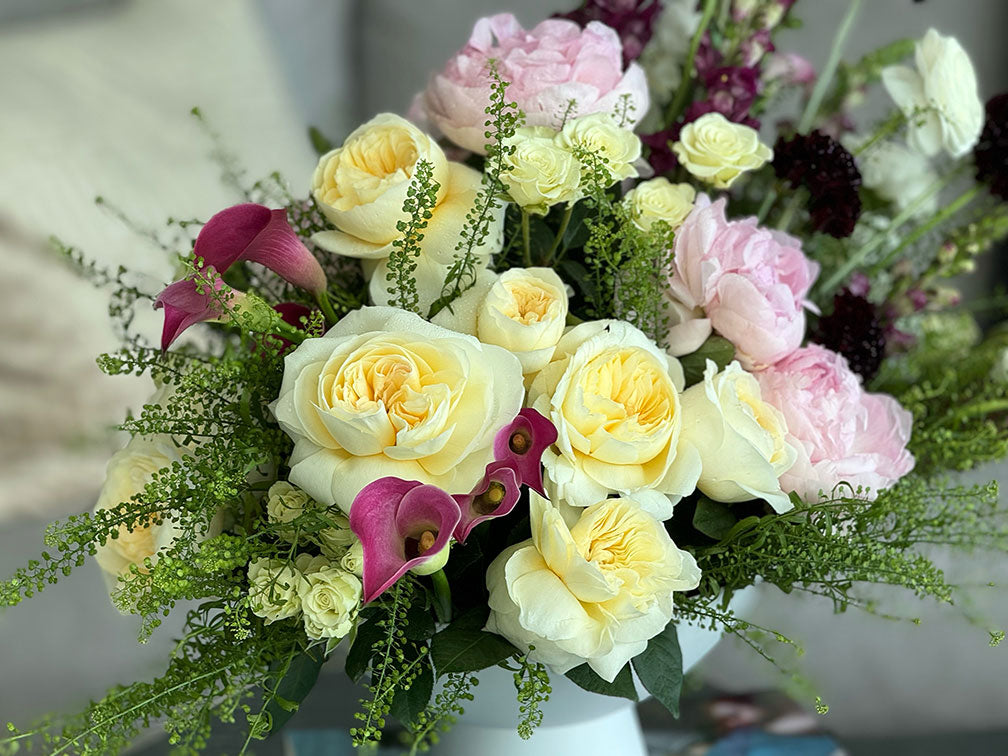 White and Mix Flowers Arrangements