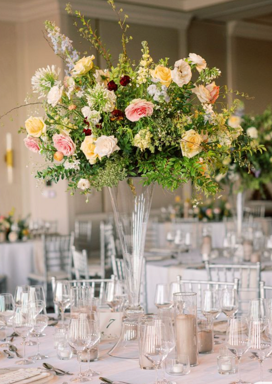 Tall wedding centerpiece for round table