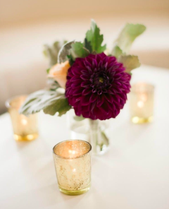 Mini flower arrangement (Reception) with votive candle