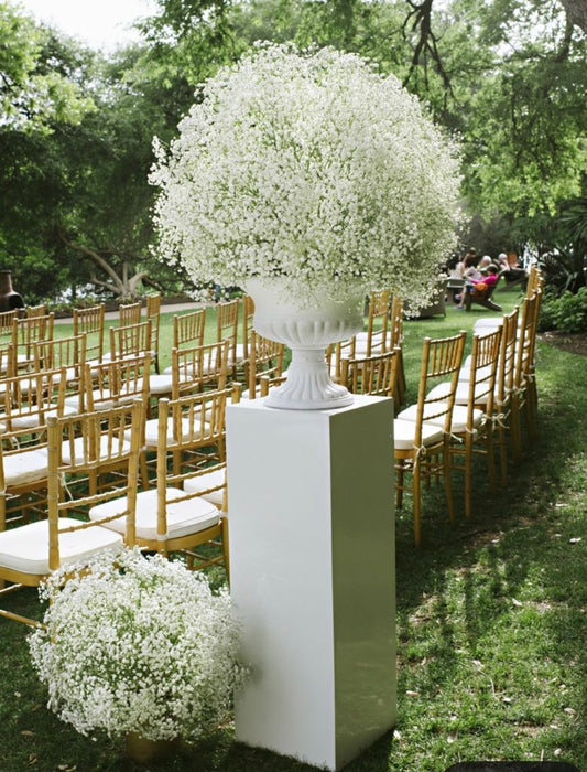 Pillars with Baby Breath