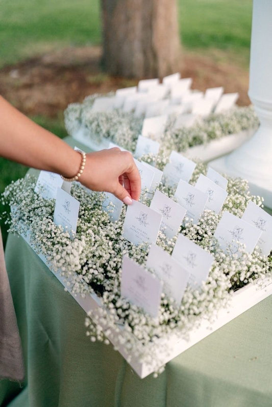 Seating Chart Tray with Baby breath